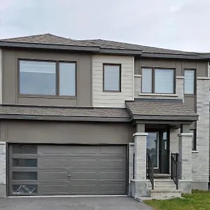 Pearl Holiday home Ottawa